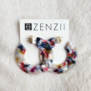NWT Zenzii Flat Clear Resin Multi-Color Tortoise Print Hoop Earrings Style E1948